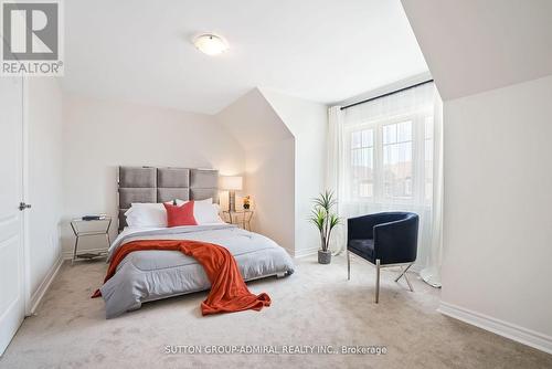 19 Bobolink Drive, Wasaga Beach, ON - Indoor Photo Showing Bedroom