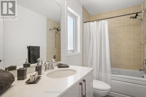 19 Bobolink Drive, Wasaga Beach, ON - Indoor Photo Showing Bathroom