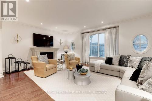 2214 Hampstead Road, Oakville (River Oaks), ON - Indoor Photo Showing Living Room With Fireplace