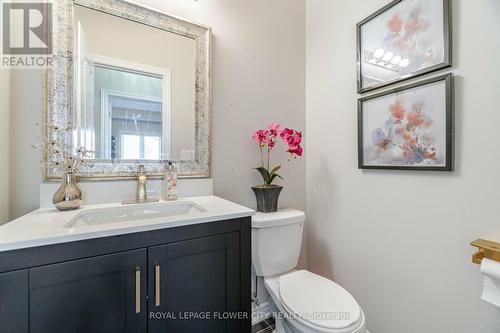 63 Goodall Court, Centre Wellington (Fergus), ON - Indoor Photo Showing Bathroom