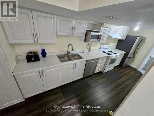 3287 Sealey Crescent, Burlington (Alton), ON - Indoor Photo Showing Kitchen With Double Sink