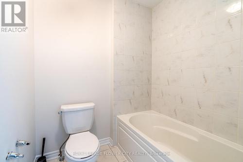 24 Herrick Drive, Brampton, ON - Indoor Photo Showing Bathroom