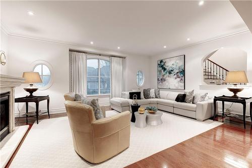 2214 Hampstead Road, Oakville, ON - Indoor Photo Showing Living Room With Fireplace