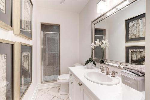 2214 Hampstead Road, Oakville, ON - Indoor Photo Showing Bathroom