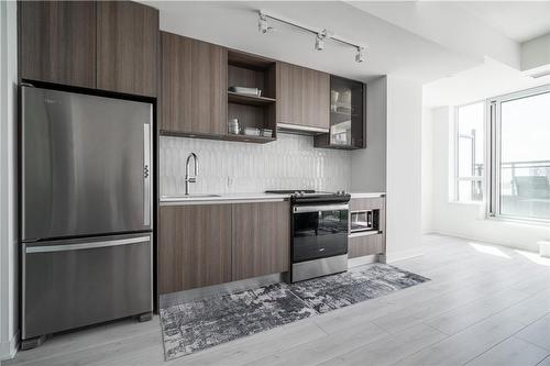 405 Dundas Street W|Unit #307, Oakville, ON - Indoor Photo Showing Kitchen With Stainless Steel Kitchen