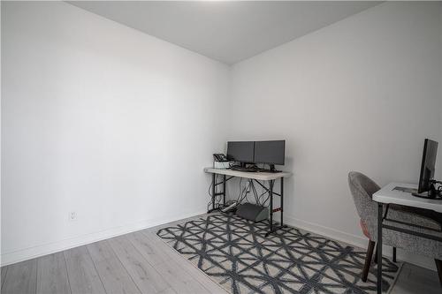 405 Dundas Street W|Unit #307, Oakville, ON - Indoor Photo Showing Office