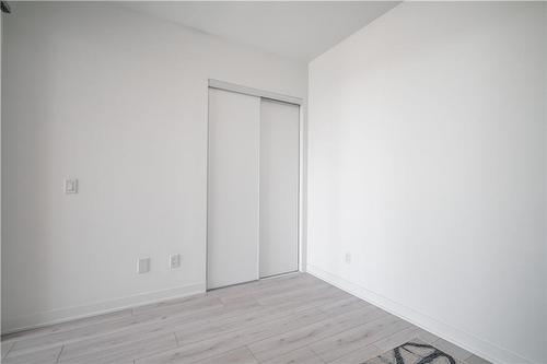 405 Dundas Street W|Unit #307, Oakville, ON - Indoor Photo Showing Other Room