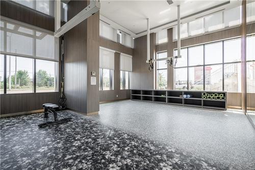 405 Dundas Street W|Unit #307, Oakville, ON - Indoor Photo Showing Other Room