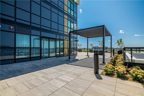 405 Dundas Street W|Unit #307, Oakville, ON - Outdoor