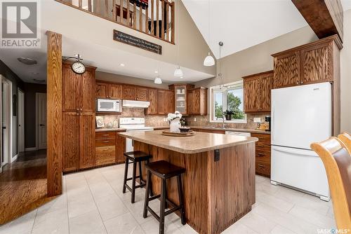 319 Tatanka Drive, Buffalo Pound Lake, SK - Indoor Photo Showing Kitchen