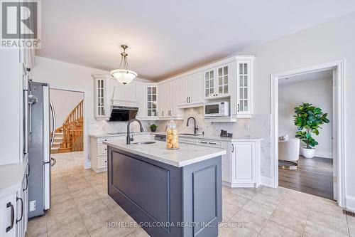 20 Renberg Drive, Markham, ON - Indoor Photo Showing Kitchen