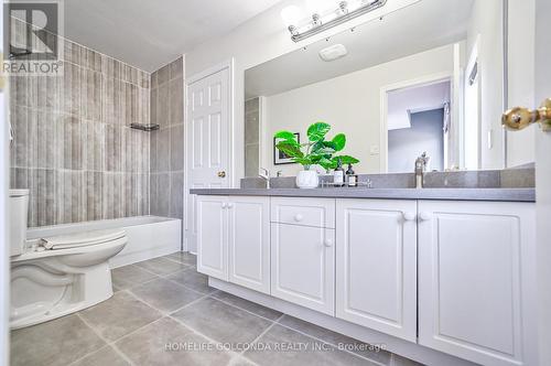 20 Renberg Drive, Markham, ON - Indoor Photo Showing Bathroom