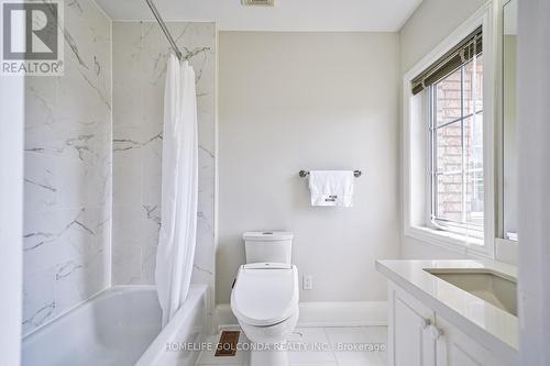 20 Renberg Drive, Markham, ON - Indoor Photo Showing Bathroom