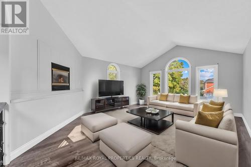 48 Zachary Drive, Brampton, ON - Indoor Photo Showing Living Room