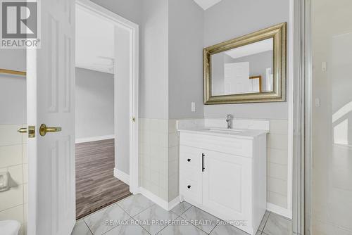 48 Zachary Drive, Brampton, ON - Indoor Photo Showing Bathroom