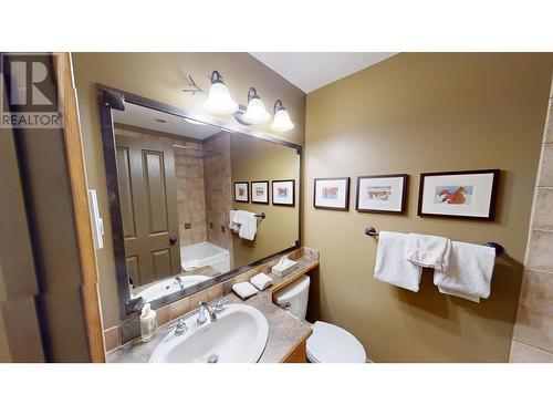 4559 Timberline Crescent Unit# 631C, Fernie, BC - Indoor Photo Showing Bathroom