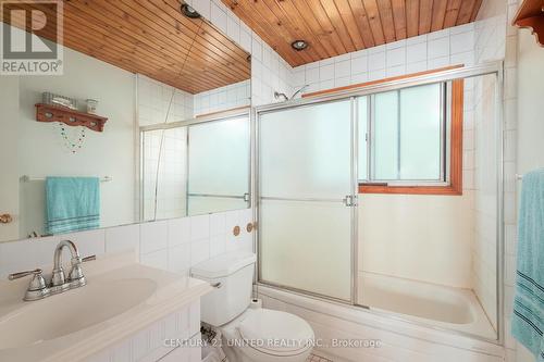 39 Dagwaagi Lane N, Curve Lake First Nation 35 (Curve Lake First Nation), ON - Indoor Photo Showing Bathroom