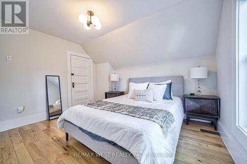 58 Myrtle Avenue, Toronto (South Riverdale), ON - Indoor Photo Showing Bedroom