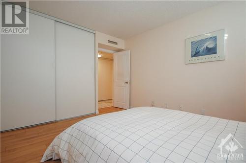 18 Nepean Street Unit#701, Ottawa, ON - Indoor Photo Showing Bedroom