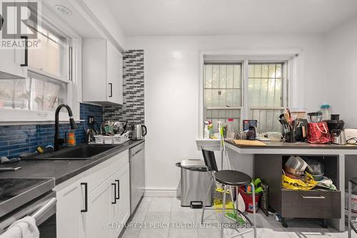 1344 Davenport Road, Toronto (Corso Italia-Davenport), ON - Indoor Photo Showing Kitchen