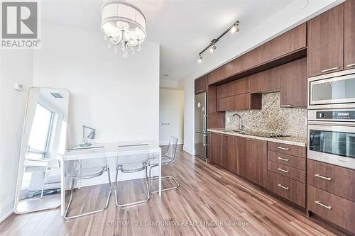 1009 - 120 Harrison Garden Boulevard, Toronto, ON - Indoor Photo Showing Kitchen With Upgraded Kitchen