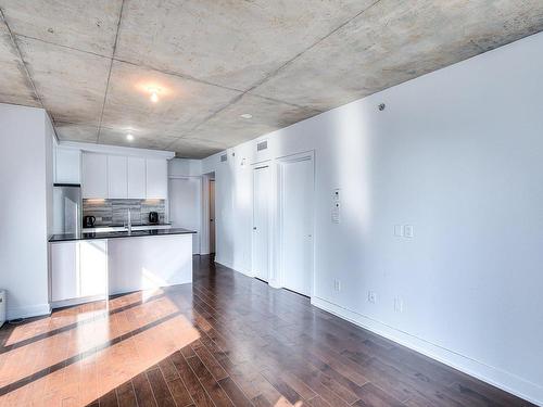 Living room - 1113-2300 Rue Tupper, Montréal (Ville-Marie), QC - Indoor Photo Showing Kitchen