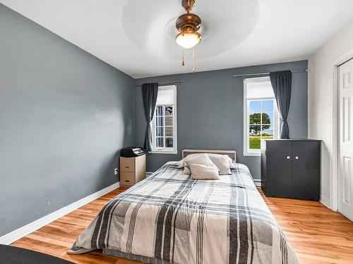 Bedroom - 165 Rue Notre-Dame, Saint-Armand, QC - Indoor Photo Showing Bedroom