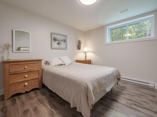 Chambre Ã Â coucher - 95 Ch. Des Renards, Rigaud, QC - Indoor Photo Showing Bedroom