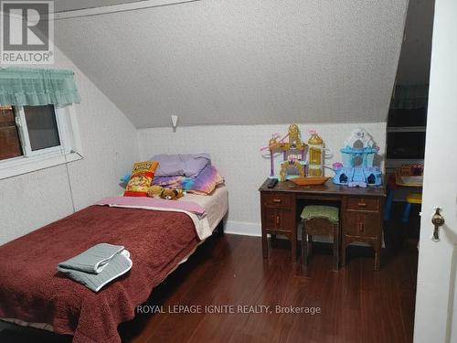 87 Ninth Street W, Cornwall, ON - Indoor Photo Showing Bedroom