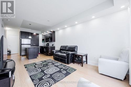 1906 - 181 Wynford Drive, Toronto (Banbury-Don Mills), ON - Indoor Photo Showing Living Room