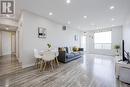 1911 - 5 Concorde Place, Toronto (Banbury-Don Mills), ON  - Indoor Photo Showing Living Room 