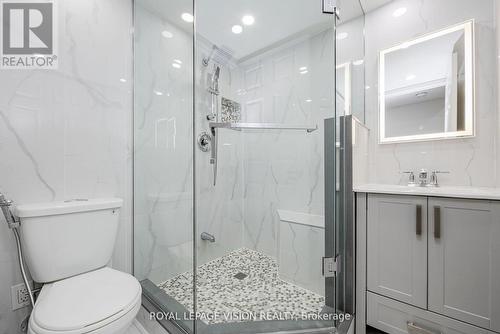 1911 - 5 Concorde Place, Toronto (Banbury-Don Mills), ON - Indoor Photo Showing Bathroom