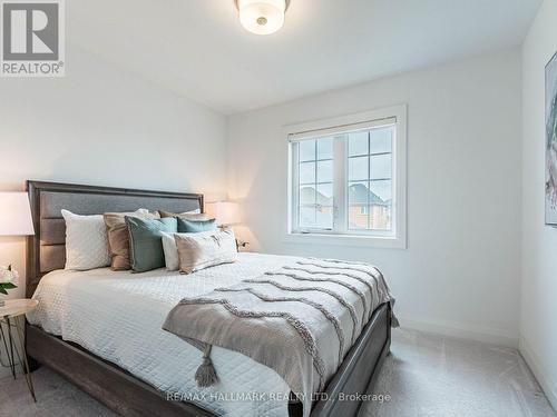 4023 Sixth Line, Oakville, ON - Indoor Photo Showing Bedroom