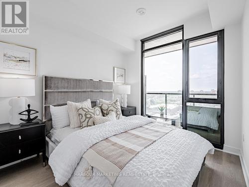 1002 - 86 Dundas Street E, Mississauga (Cooksville), ON - Indoor Photo Showing Bedroom