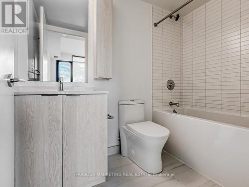 802 - 86 Dundas Street, Mississauga, ON - Indoor Photo Showing Bathroom