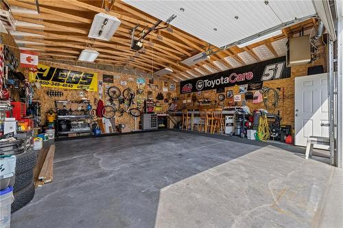 625 Tate Avenue, Hamilton, ON - Indoor Photo Showing Garage