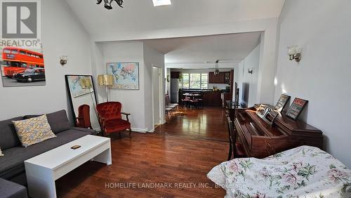 346 Highfield Road, Toronto (Greenwood-Coxwell), ON - Indoor Photo Showing Other Room