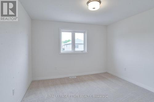 3176 Searidge Street, Severn (West Shore), ON - Indoor Photo Showing Other Room