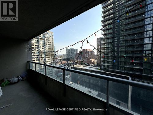 1602 - 18 Spring Garden Avenue, Toronto (Willowdale East), ON - Outdoor With Balcony