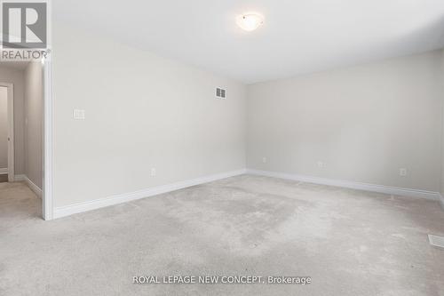 7688 Tupelo Crescent E, Niagara Falls, ON - Indoor Photo Showing Other Room