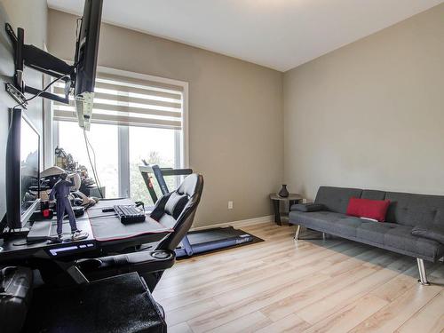 Bedroom - 408-25 Av. Ernest-Rochette, La Prairie, QC - Indoor Photo Showing Gym Room