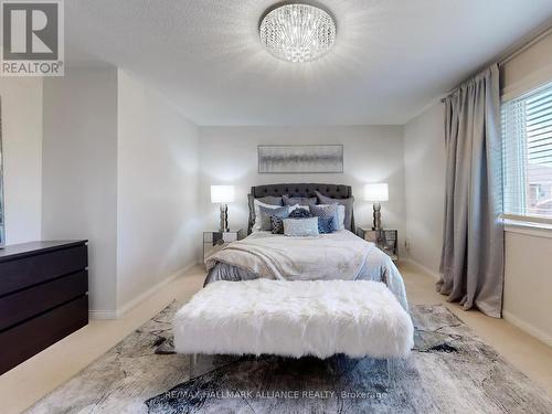 1111 Solomon Court, Milton (Willmott), ON - Indoor Photo Showing Bedroom