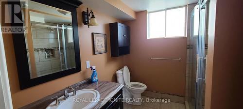 804 Champlain Drive, Cornwall, ON - Indoor Photo Showing Bathroom