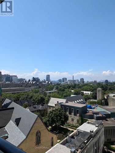 907 - 1080 Bay Street, Toronto, ON - Outdoor With View