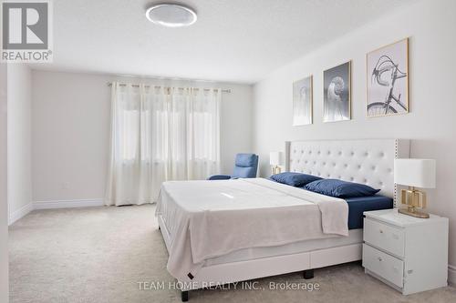 163 Sutherland Avenue, Bradford West Gwillimbury, ON - Indoor Photo Showing Bedroom