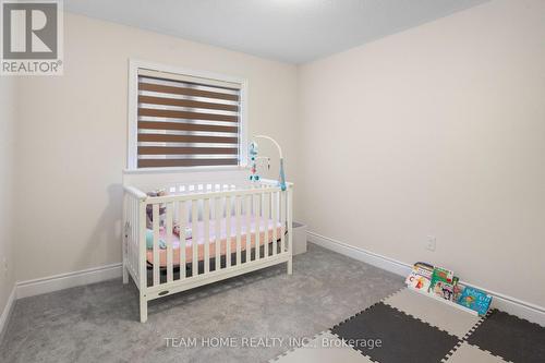 163 Sutherland Avenue, Bradford West Gwillimbury, ON - Indoor Photo Showing Bedroom