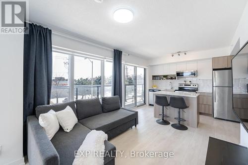 A216 - 1117 Cooke Boulevard, Burlington (Lasalle), ON - Indoor Photo Showing Kitchen With Stainless Steel Kitchen