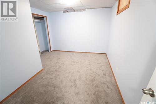 1747 Boyd Street E, Regina, SK - Indoor Photo Showing Other Room