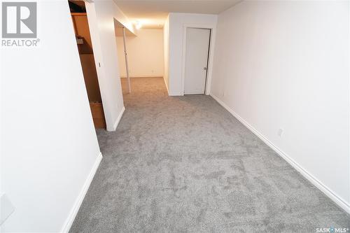 1747 Boyd Street E, Regina, SK - Indoor Photo Showing Other Room