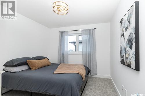 327 Aniskotaw Bend, Saskatoon, SK - Indoor Photo Showing Bedroom